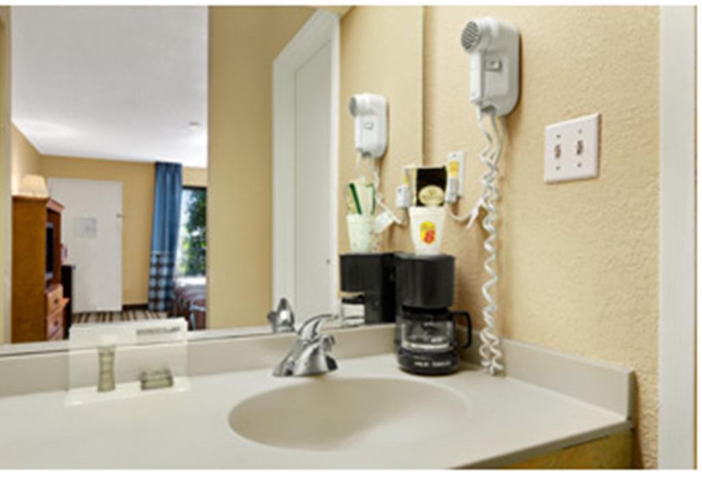 Super 8 By Wyndham Oxford Motel Quarto foto